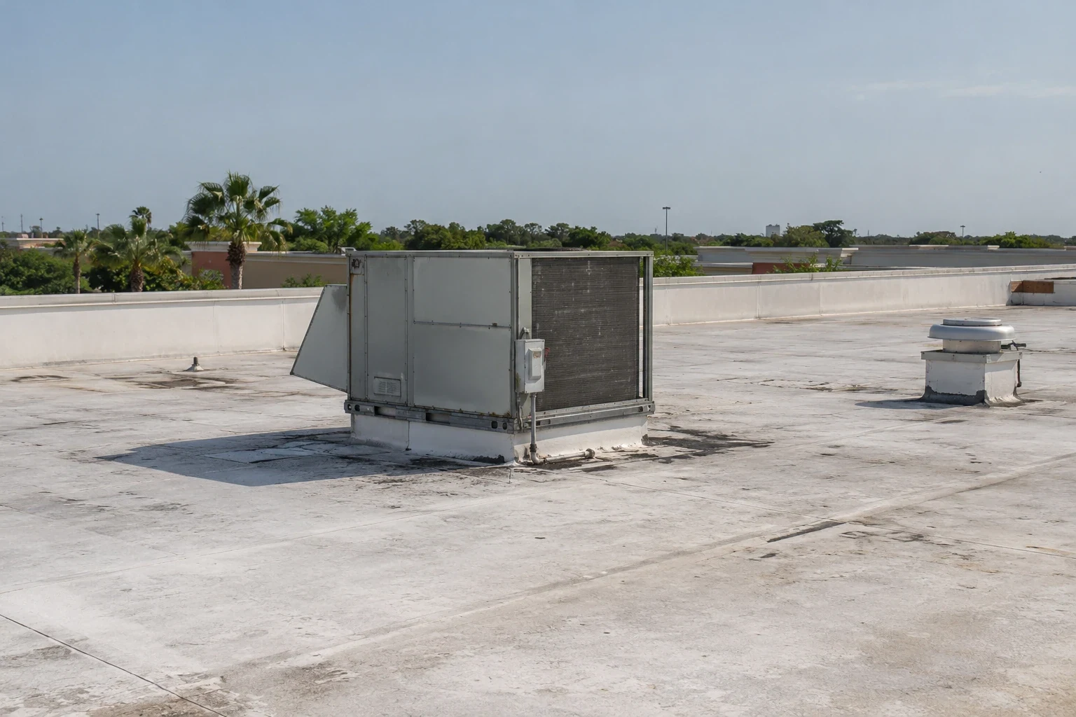 Big-Box Retail Roofing in Mission, TX Big-Box Retail Roofing in Mission, TX